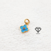 Load image into Gallery viewer, Enamel Flower Pendant, 925 Sterling Silver Flower Charm Pendant, Enameled Flower Pendant, Charm Findings