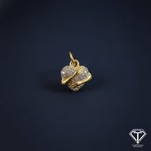 Load image into Gallery viewer, 5Pc Pave Diamond Pendant Heart Charm
