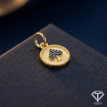 Load image into Gallery viewer, 5Pc Pave Diamond Pendant Heart Charm
