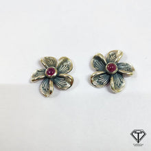 Load image into Gallery viewer, Flower Stud Earrings: Sterling Silver Jewelry
