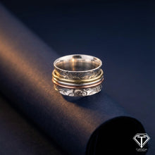 Load image into Gallery viewer, Handmade Multi Material Ring - US Size 7
