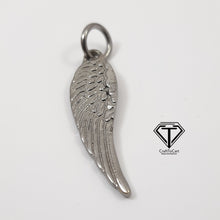 Load image into Gallery viewer, 10Pcs Brass FEATHER Charms, Brass Findings, Feather Pendants with Ring, Jewelry Supplies, Brass Pendants, Brass Earrings
