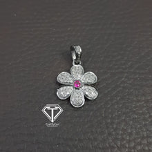 Load image into Gallery viewer, Pave Diamond Flower Pendant - CraftToCart
