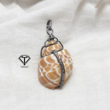 Load image into Gallery viewer, Pave Diamond Sea Shell Pendant, Handmade Jewelry
