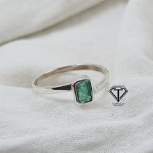 Load image into Gallery viewer, Sterling Silver Emerald Ring, Minimalist Silver Ring, 925 Sterling Silver Ring
